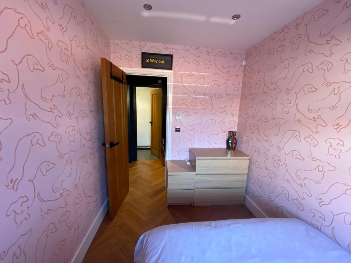 Streatham House - 2 Bedroom - Sleeps 6 - Free Wifi Streatham Vale 외부 사진