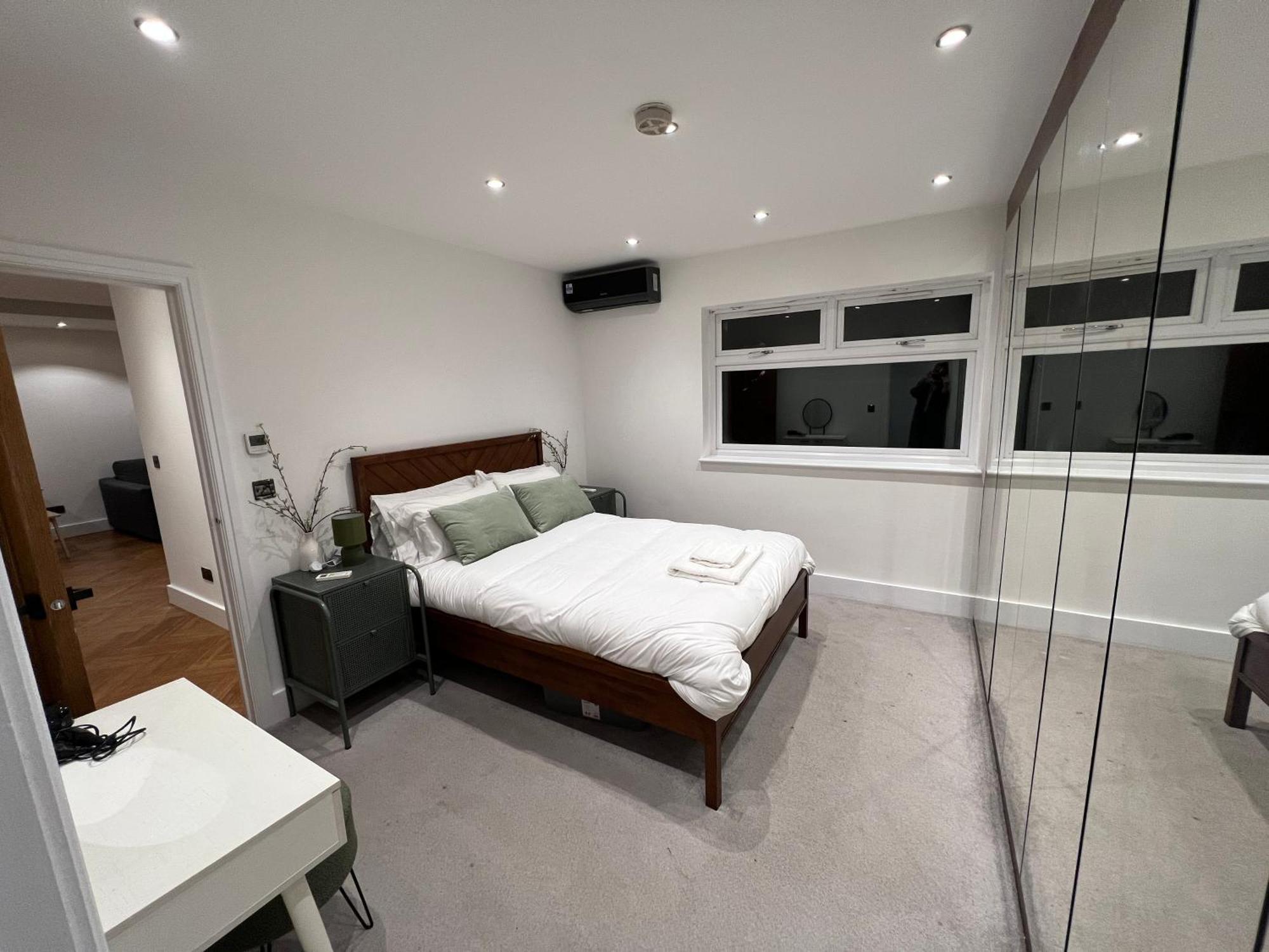 Streatham House - 2 Bedroom - Sleeps 6 - Free Wifi Streatham Vale 외부 사진